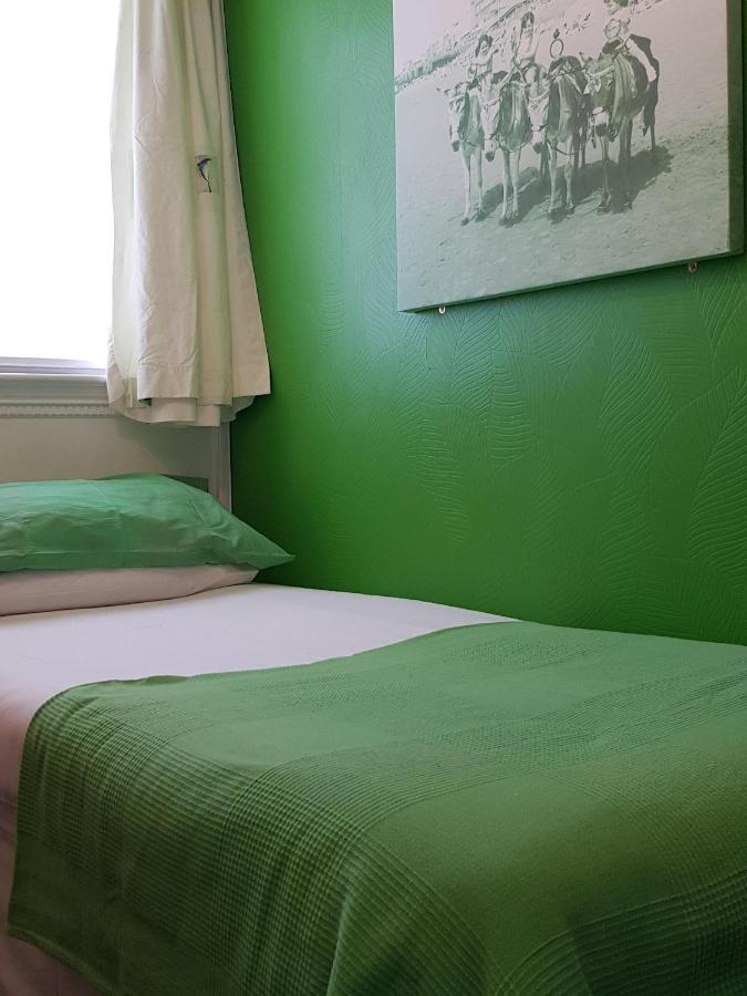 Oakleigh House Hotell Blackpool Exteriör bild