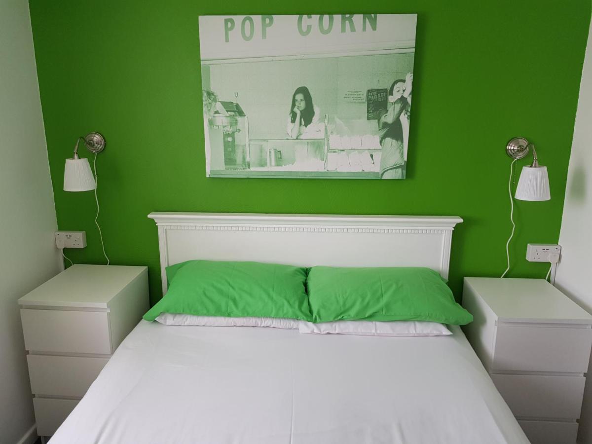 Oakleigh House Hotell Blackpool Exteriör bild
